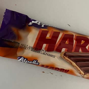 Aldığım Çikolatada Küf Ve Sertlik Sorunu Yaşadım