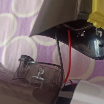 Kısa Sürede Kırılan Süpürgeye Çözüm Sunulmadı, Mağduriyetimin Giderilmesini İstiyorum