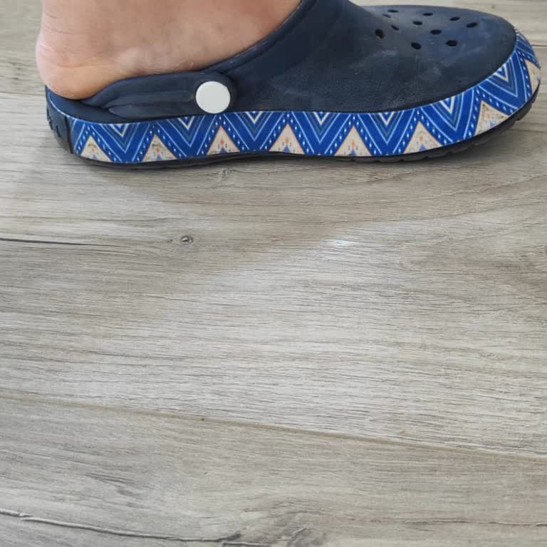 Küçülen Plaj Terlikleri Ve Boyner'in Yetersiz Çözüm Süreci