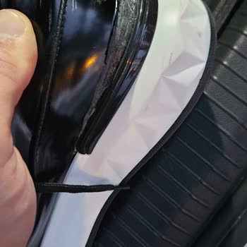 Kısa Sürede Açılan Ayakkabı İçin Değişim Talebi Ve Memnuniyetsizlik