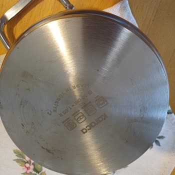 Karaca Tencere Setinde İlk Kullanımda Kararma Ve Eski Görünüm Şoku