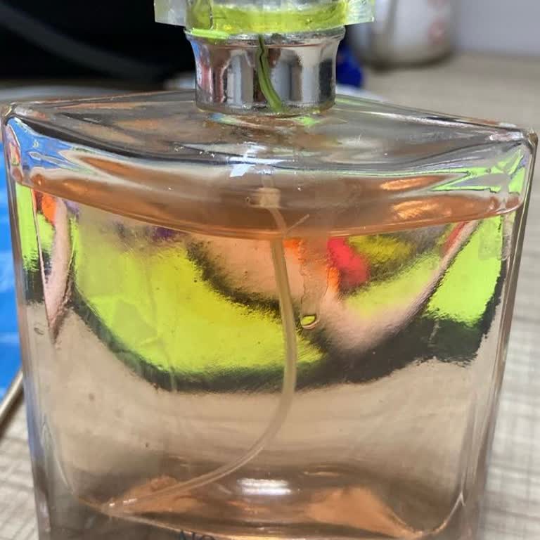 Kırık Parfüm İçin Değişim Talebim Reddedildi, Mağaza Müdürünün Kaba Davranışı