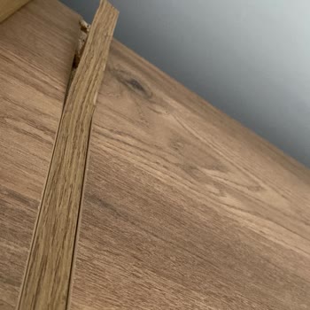 Eksik Ve Hasarlı Gardırop, Yetkisiz Montaj: Çözüm Bekliyorum