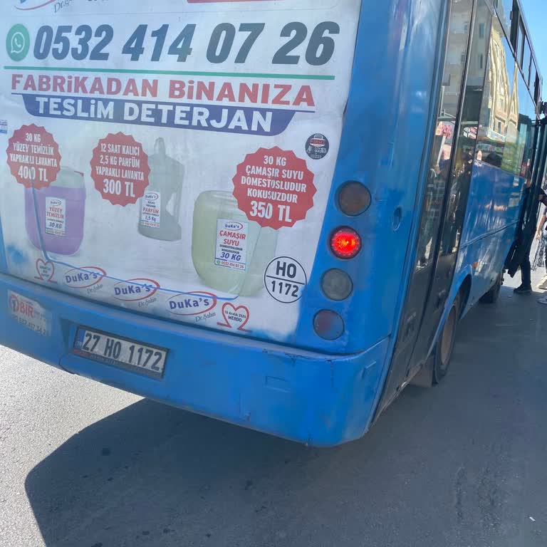 Otobüs Şoförünün Tehlikeli Ve Dikkatsiz Davranışları Yolcu Güvenliğini Tehdit Ediyor