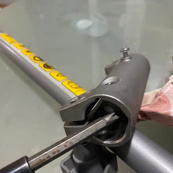 Bosch Kenar Kesme Aletinde Garanti Kapsamında Sorun Ve Ücret Talebi