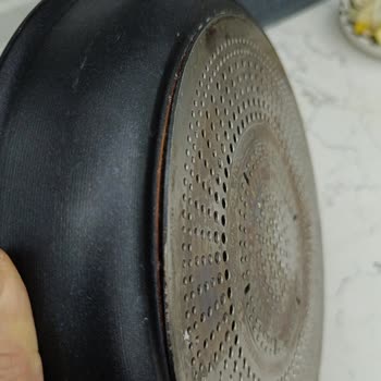 Tefal Tavanın İndüksiyon Tabanı Garantiye Rağmen Kopuyor Ve Değişim Reddediliyor