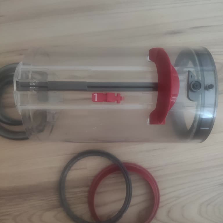 Dyson Süpürge Haznesi İçin Ücretli Ve Stok Dışı Parça Mağduriyeti