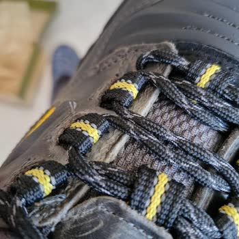 Defolu Ürün Gönderimi Ve Yetersiz Müşteri Hizmetleri Deneyimi