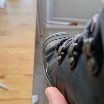 Defolu Ürün Gönderimi Ve Yetersiz Müşteri Hizmetleri Deneyimi