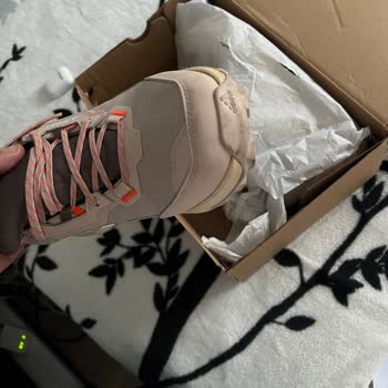 Adidas Online Siparişim Kullanılmış Ve Kirli Şekilde Teslim Edildi