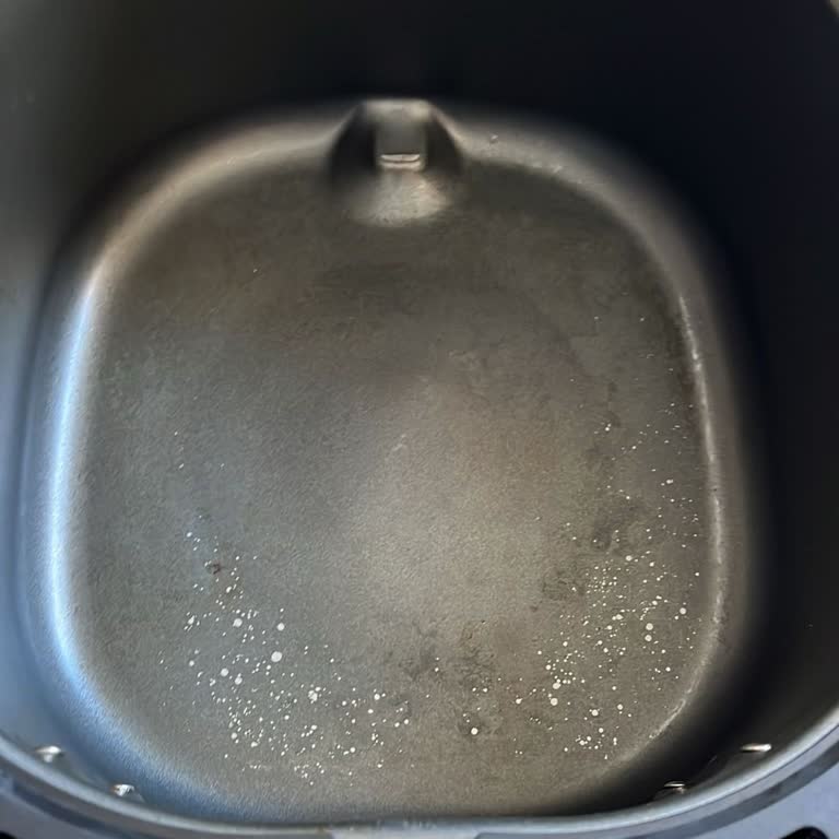 Kumtel Fastfryer İç Hazne Kaplaması Soyuluyor: Ücretsiz Parça Değişimi Talebi