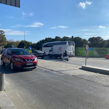 Trafik Işığı Eksikliği Yüzünden Her Gün Ölümle Burun Buruna Geliyoruz