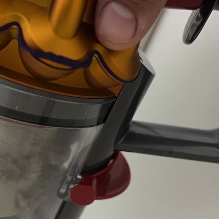 Dyson V15: Çekiş Gücü Düşüklüğü Ve Servis Sorunu