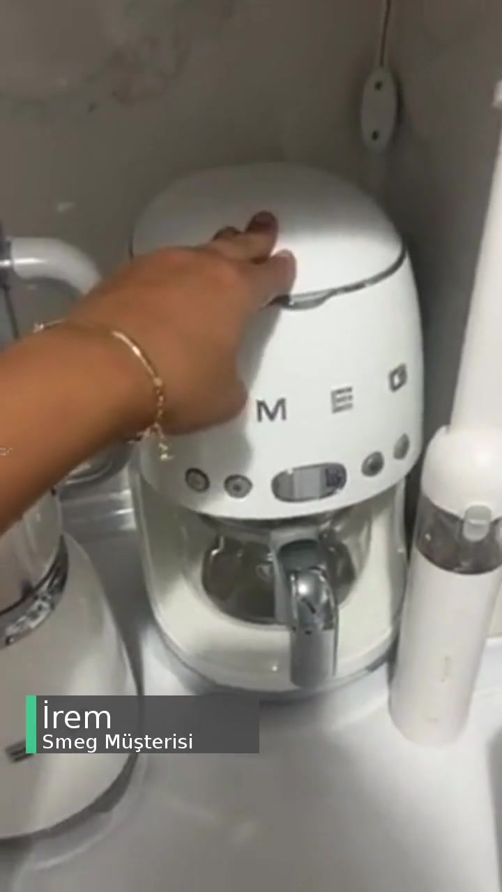 Smeg Servisten Şikayetçiyim, Smoothie Blenderı Yapmadan Gönderdiler! videonun kapak resmi