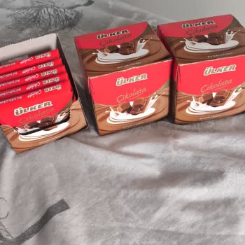Ülker Kare Çikolata Taze Değildi, Tadında Bozulma Vardı