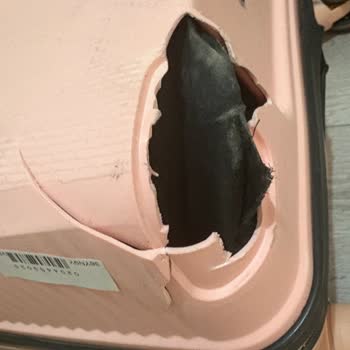 Bagajım Kırıldı, Müşteri Hizmetlerinden Destek Alamadım