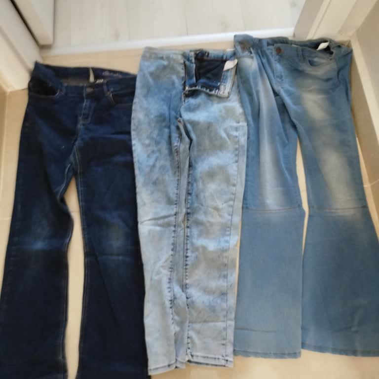 Özay Group Kullanılmış Ve Çocuk Bedenine Ait, Tamamen Alakasız 3 Farklı Pantolon Çıktı