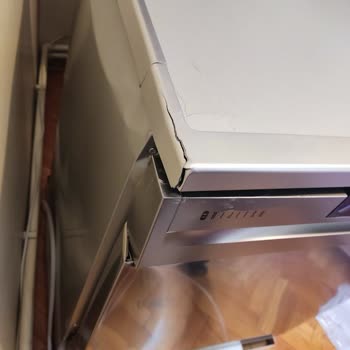 Kırık Bulaşık Makinesi İçin İade Süreci Rapor Gecikmesiyle Aksıyor