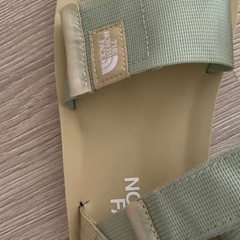 Kısa Sürede Yırtılan Sandalet Ve Yetersiz Müşteri Hizmeti