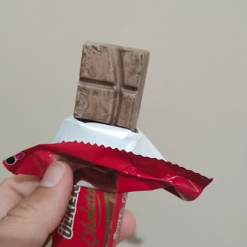 Ülker Çikolata Paketinde Beyazlama Ve Lezzet Sorunu Yaşadım