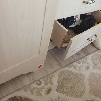 Çilek Genç Odası Takımında Kapak Ve Çekmece Sorunu Çözülmüyor