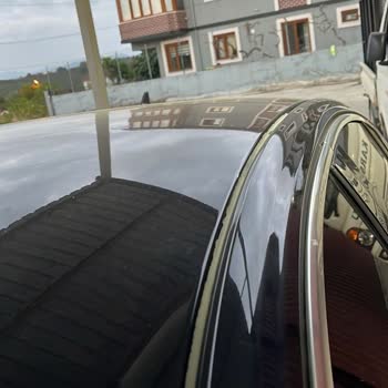 Opel Insignia Tavan Çıtalarında Kronik Boya Atması Ve Servis Mağduriyeti