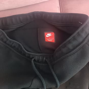 Sadece 5 Kez Giyilen Eşofmanda Renk Solması Ve Mağazada Çözüm Bulunamaması