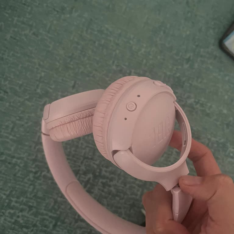 JBL 510 BT Kulaklığım Şarj Almıyor, Garanti Sürecinde Çözüm Bulamıyorum