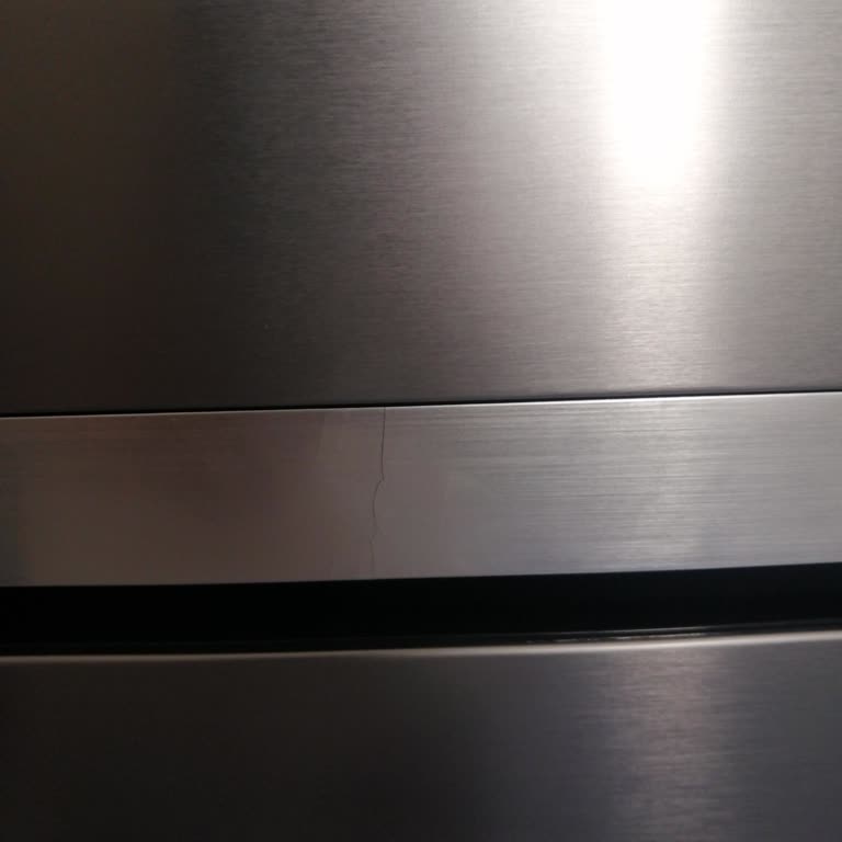 Sıfır Buzdolabı Kapısında Çatlak Çıktı Değişim Talebim Karşılanmadı