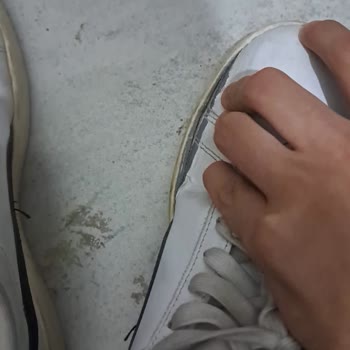 Puma Ayakkabıda Kısa Sürede Açılma Ve Amazon'dan Yanıtsız Kalma