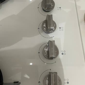 Beko Ankastre Ocak Düğmelerinde Boya Atması Garanti Kapsamına Alınmadı