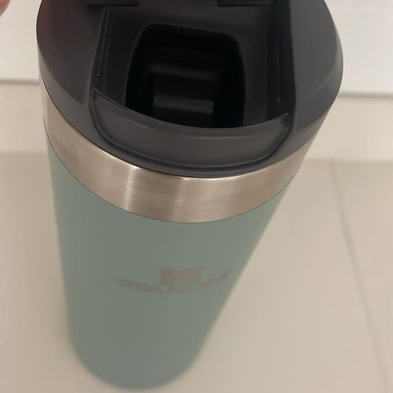 Stanley Termosun Kapağı Sızdırıyor, Servisten Geri Dönüş Alamadım