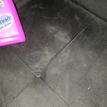 Vanish Oxi Action Kullanımı Sonrası Koltukta Kalıcı Beyaz Leke Oluştu