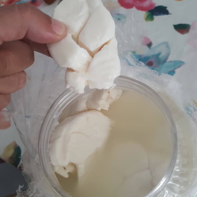 Aldığım Örgü Peynirin Dokusu Tamamen Bozulmuştu