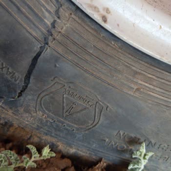 Fabrika Hatalı Lastiğin Değişimi İçin 1.5 Aydır Bekliyorum, İletişim Yok