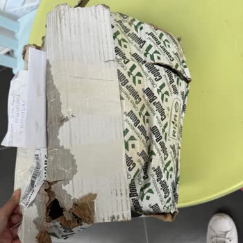 Aras Kargo Hasarlı Paket Teslim Etti Müşteri Hizmetleri Ve Şube İlgisiz Kaldı