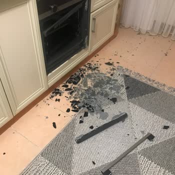 Siemens Fırın Kapağı Patladı, Cam Parçalarıyla Yaralanma Ve Garanti Sorunu