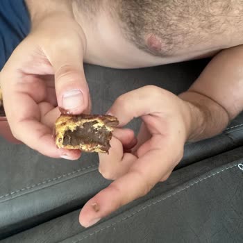 Ekler Pastadan Çıkan Glitter Taşıyla Yaşadığımız Sağlık Riski