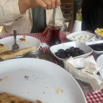 Yetersiz Kahvaltı Ve İlgisiz Personel Nedeniyle Hayal Kırıklığı