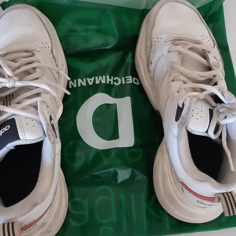 4 Ayda Yırtılan Adidas Ayakkabıya Değişim Reddi Ve İlgisiz Mağaza