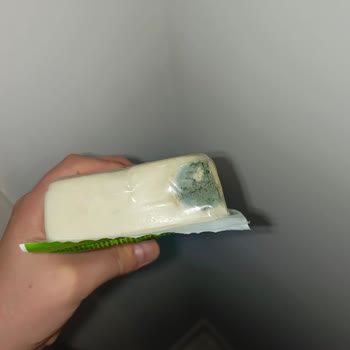 Torku Son Kullanma Tarihi Geçmemiş Peynir Ambalajda Küflendi