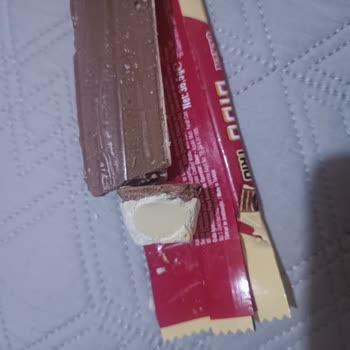 Bozuk Dido Trio Çikolata Ve İlgisiz Satıcı Hayal Kırıklığı