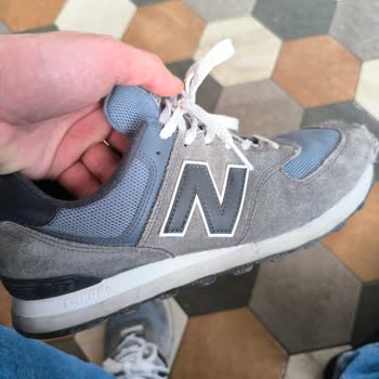 Kısa Sürede Yırtılan Ayakkabı İçin Tamir Veya Değişim Talebi