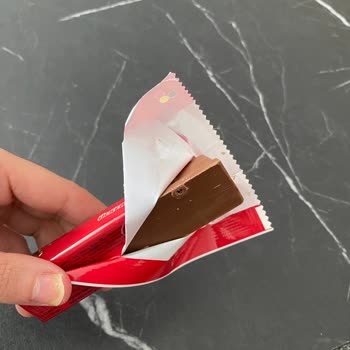 Ülker Dido Gofretin İçinden Kurt Benzeri Madde Çıktı: Sağlık Ve Güven Sorunu