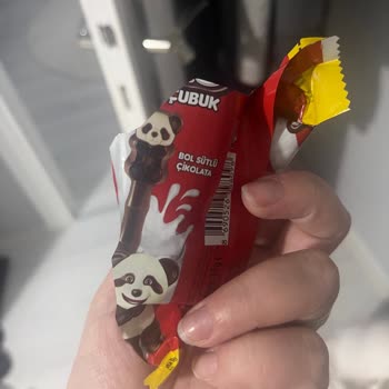 Eti Petito Sütlü Çikolatada Renk Değişimi Ve Eksik Ürün Şaşkınlığı