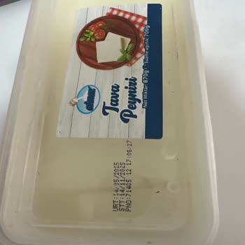 Aknaz Tava Peynirinde Bozuk Ambalaj Ve Sağlık Riski Endişesi