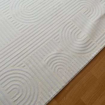 Bir Yıldır Teslim Edilmeyen Halı Ve İade Edilmeyen Para Mağduriyeti