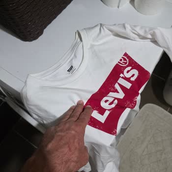 Levi's Mağazalarından Alınan Ürünlerde Deformasyon Ve Renk Solması