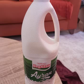 Ayranın İçinde Yeşil Maddeler Ve Bozuk Tat Sorunu