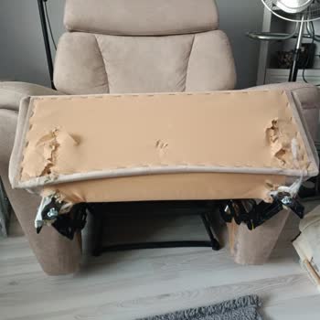 Defalarca Değişen Koltuk Hâlâ Teslim Edilmiyor, Mağduriyetim Sürüyor